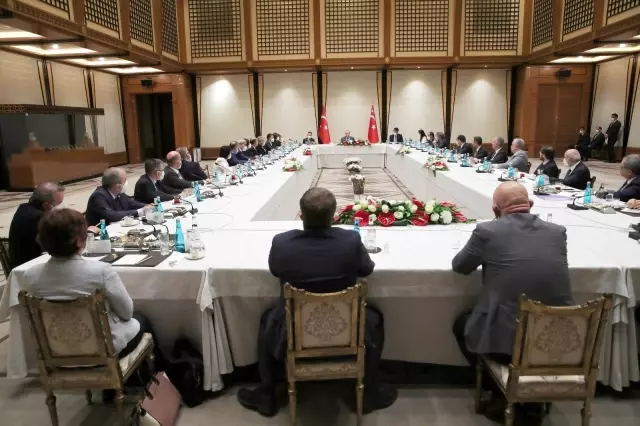 Cumhurbaşkanı Erdoğan, müsilaj sorununa ilişkin özel toplantıya başkanlık yaptı Cumhurbaşkanı Erdoğan, müsilaj sorununa ilişkin özel toplantıya başkanlık yaptı