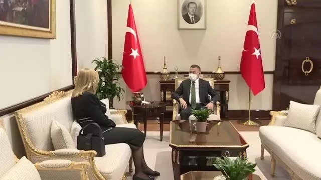 Son Dakika | Cumhurbaşkanı Yardımcısı Oktay, KKTC Bayındırlık ve Ulaştırma Bakanı Canaltay'ı kabul etti Son Dakika | Cumhurbaşkanı Yardımcısı Oktay, KKTC Bayındırlık ve Ulaştırma Bakanı Canaltay'ı kabul etti