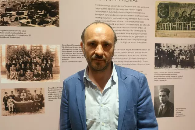 'Doğumunun 120. yılında Ahmet Hamdi Tanpınar' sergisi Beyoğlu'nda açıldı 'Doğumunun 120. yılında Ahmet Hamdi Tanpınar' sergisi Beyoğlu'nda açıldı