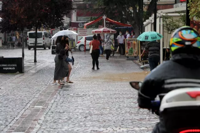Sağanak geçişleri zaman zaman etkili oluyor Sağanak geçişleri zaman zaman etkili oluyor