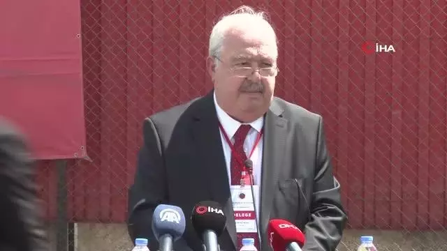 Gençlerbirliği Kulübü Başkan Adayı Mehmet Niyazi Akdaş: 'Kulübümüz maddi açıdan çok zor durumdadır' Gençlerbirliği Kulübü Başkan Adayı Mehmet Niyazi Akdaş: 'Kulübümüz maddi açıdan çok zor durumdadır'