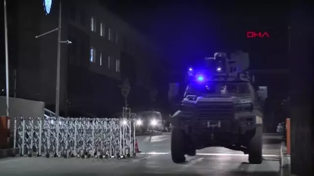 Son dakika haber: KAHRAMANMARAŞ UYUŞTURUCU SATICILARINA OPERASYONDA 4 KİŞİ TUTUKLANDI Son dakika haber: KAHRAMANMARAŞ UYUŞTURUCU SATICILARINA OPERASYONDA 4 KİŞİ TUTUKLANDI