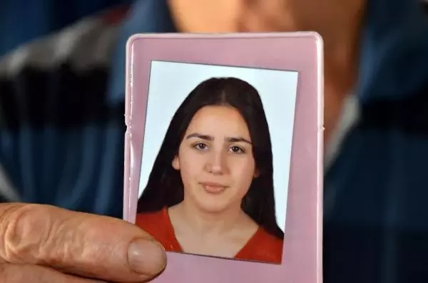 Günlerdir aranan Melisa'dan ailesini yıkan mesaj: Evlendim, aramayın Günlerdir aranan Melisa'dan ailesini yıkan mesaj: Evlendim, aramayın