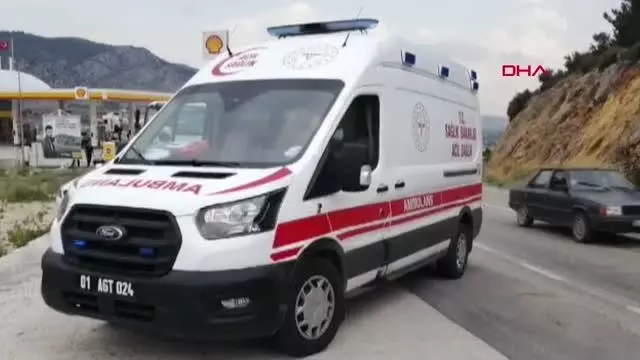 KAZADA BAŞINDAN YARALANDI, İLK İŞİ SELFİE YAPIP PAYLAŞMAK OLDU KAZADA BAŞINDAN YARALANDI, İLK İŞİ SELFİE YAPIP PAYLAŞMAK OLDU