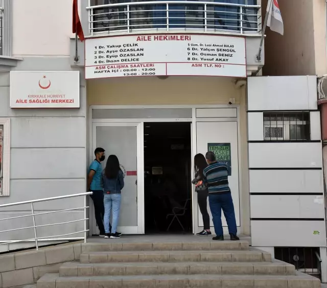 Kırıkkale'de aile sağlığı merkezlerinde BioNTech aşısı yapılmaya başlandı Kırıkkale'de aile sağlığı merkezlerinde BioNTech aşısı yapılmaya başlandı