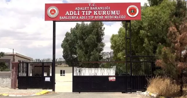 Son dakika haberi: Komşuların çöp kavgası kanlı bitti: 1 ölü, 4 yaralı Son dakika haberi: Komşuların çöp kavgası kanlı bitti: 1 ölü, 4 yaralı