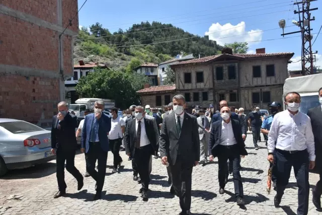 Son Dakika | Kültür ve Turizm Bakan Yardımcısı Alpaslan, restorasyon çalışmalarını inceledi Son Dakika | Kültür ve Turizm Bakan Yardımcısı Alpaslan, restorasyon çalışmalarını inceledi