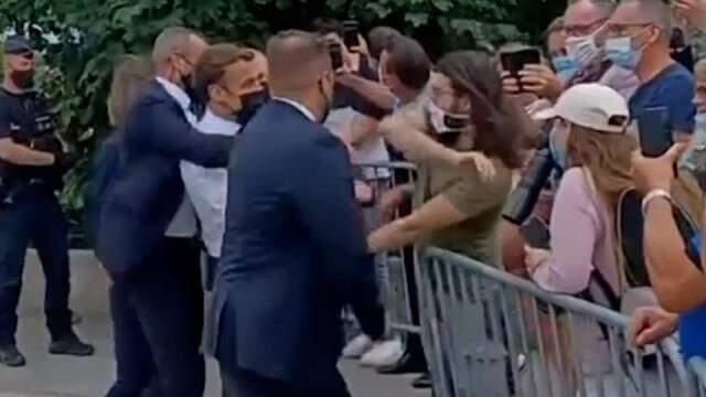 Macron'a tokat atan Fransız için 18 ay hapis cezası isteniyor Macron'a tokat atan Fransız için 18 ay hapis cezası isteniyor