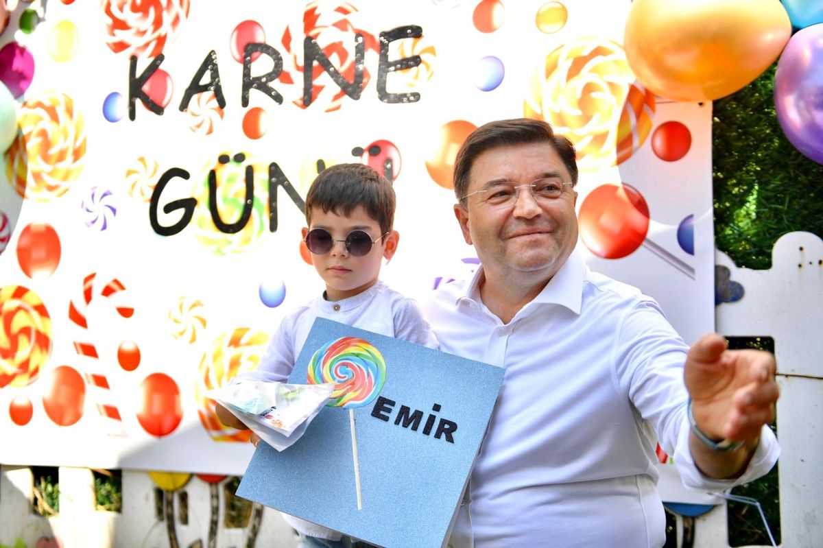 Maltepe Belediyesi Kreş Müdürlüğü'nün 'Gelişim Karnesi Töreni' renkli anlara sahne oldu