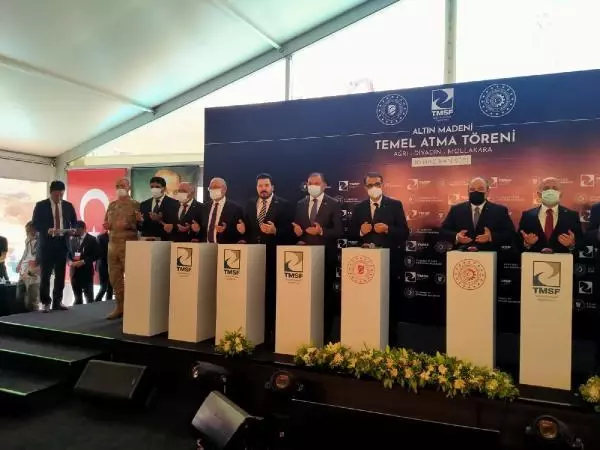 Mollakara'da 20 ton altın ile 3,5 ton gümüşü çıkaracak tesisin temeli atıldı Mollakara'da 20 ton altın ile 3,5 ton gümüşü çıkaracak tesisin temeli atıldı