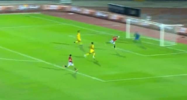 Mostafa Mohamed, Mısır Milli Takımı formasıyla attığı 2 golle maça damga vurdu Mostafa Mohamed, Mısır Milli Takımı formasıyla attığı 2 golle maça damga vurdu