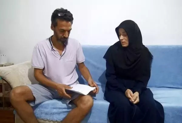 OĞLU MAGANDA KURŞUNUYLA ÖLEN ANNE: BEN ÇOCUĞUMA OYUNCAK TABANCA BİLE ALMADIM OĞLU MAGANDA KURŞUNUYLA ÖLEN ANNE: BEN ÇOCUĞUMA OYUNCAK TABANCA BİLE ALMADIM