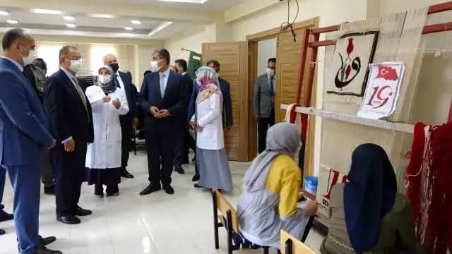 Özhaseki: '2002'de iktidar olunca şehirlerimiz büyük projelere kavuşmaya başladı' Özhaseki: '2002'de iktidar olunca şehirlerimiz büyük projelere kavuşmaya başladı'