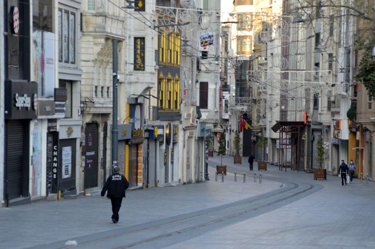 Pazar günü yasaklar kalktı mı? Pazar günü marketler açık mı?