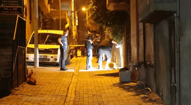 Son dakika haberi | ŞANLIURFA - Araçtan ateş açılması sonucu 2 polis hafif yaralandı (2) Son dakika haberi | ŞANLIURFA - Araçtan ateş açılması sonucu 2 polis hafif yaralandı (2)
