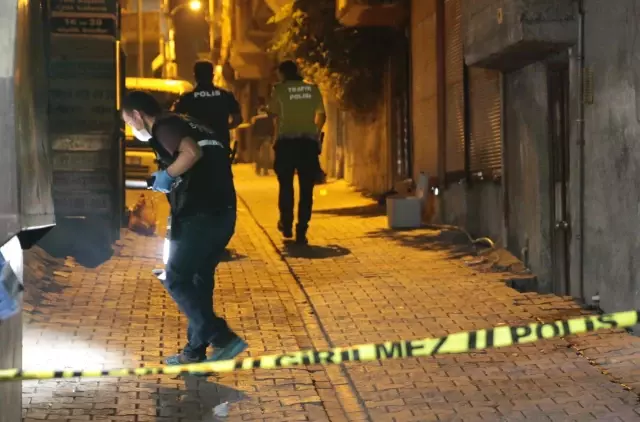 Son dakika haberi | ŞANLIURFA - Araçtan ateş açılması sonucu 2 polis hafif yaralandı (2) Son dakika haberi | ŞANLIURFA - Araçtan ateş açılması sonucu 2 polis hafif yaralandı (2)