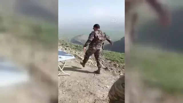 Son dakika: Şehit özel harekat polisi Veli Kabalay'ın zeybek oynarken çekilen görüntüsü Son dakika: Şehit özel harekat polisi Veli Kabalay'ın zeybek oynarken çekilen görüntüsü