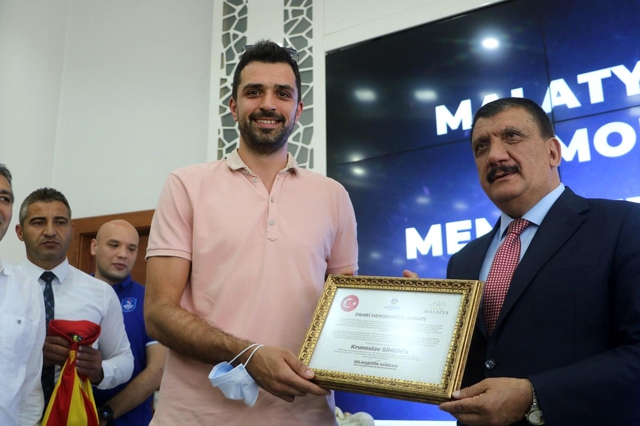 Simon: 'Resmi bir Malatyalı olmaktan çok büyük mutluluk duyuyorum'