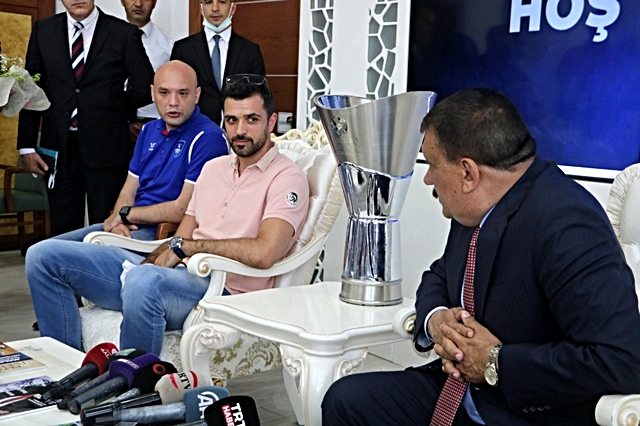 Simon: 'Resmi bir Malatyalı olmaktan çok büyük mutluluk duyuyorum'