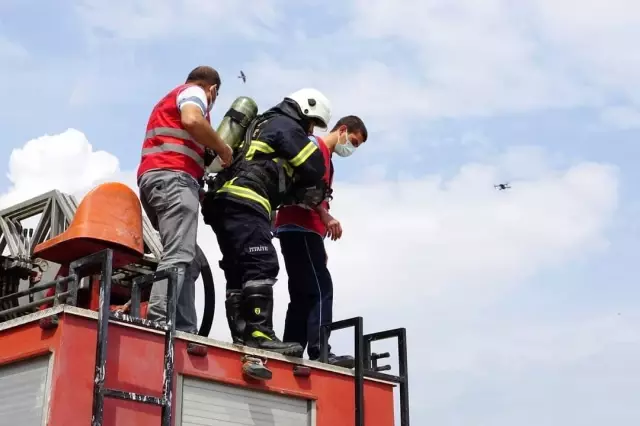 Şuhut Devlet Hastanesi'nde yangın tatbikatı Şuhut Devlet Hastanesi'nde yangın tatbikatı