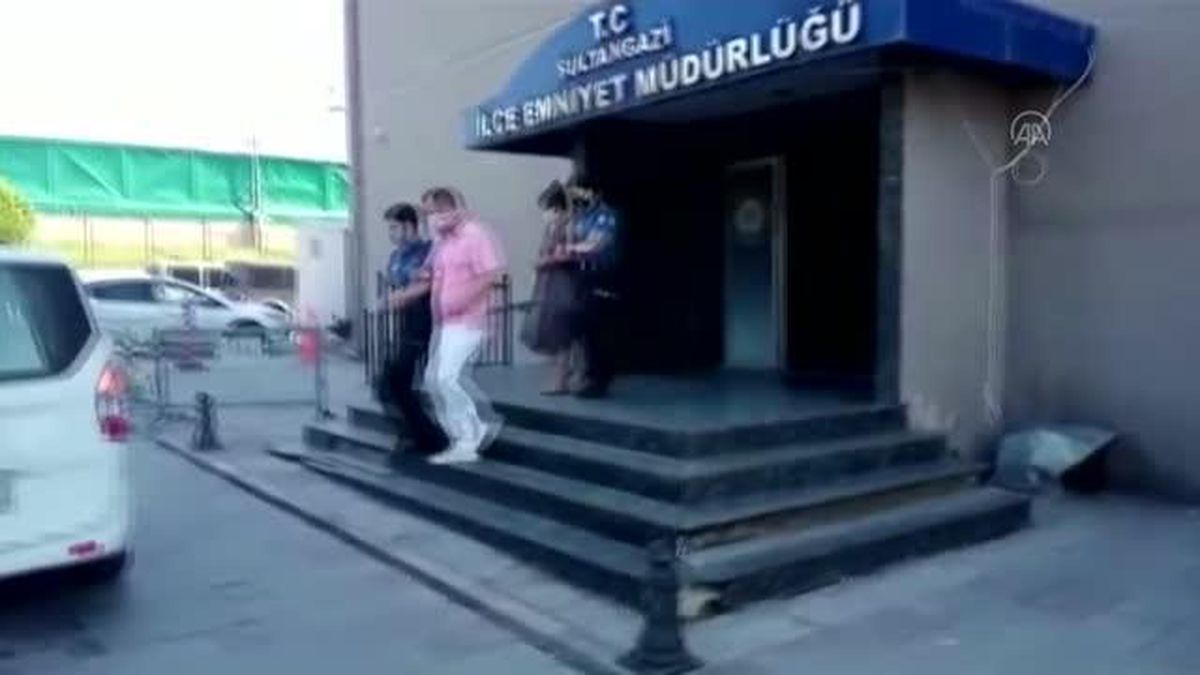 Sultangazi'de yerde buldukları parayı alan 2 kişi yakalandı