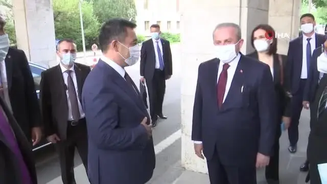 Son dakika politika: TBMM Başkanı Şentop, Kırgızistan Cumhurbaşkanı Caparov ile bir araya geldi Son dakika politika: TBMM Başkanı Şentop, Kırgızistan Cumhurbaşkanı Caparov ile bir araya geldi