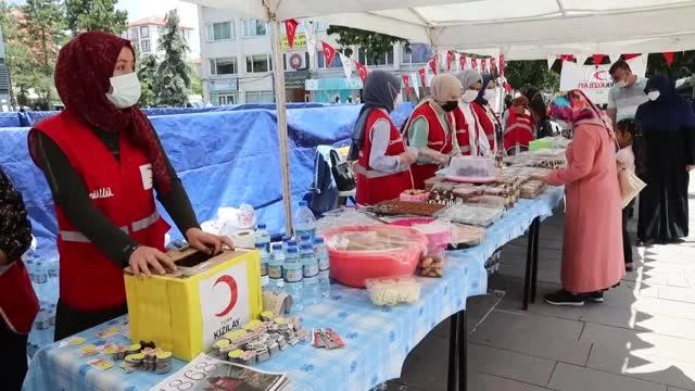 Türk Kızılay Çubuk Şubesi Kadın Kollarından Filistinliler yararına kermes