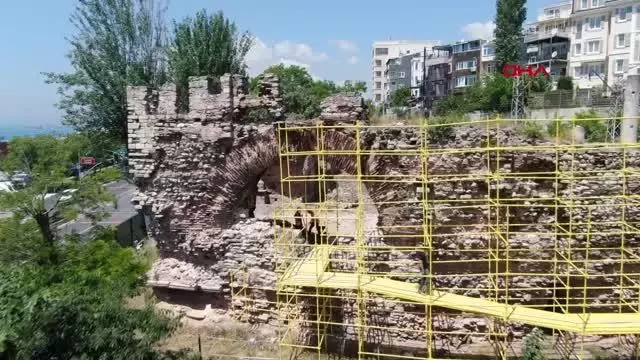 1610 YILLIK BUKOLEON SARAYI'NDA RESTORASYON ÇALIŞMALARI BAŞLATILDI 1610 YILLIK BUKOLEON SARAYI'NDA RESTORASYON ÇALIŞMALARI BAŞLATILDI