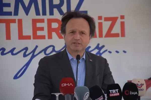 Sivas-Malatya arasındaki Demiriz Tren İstasyonunda şehit edilen 8 kişi törenle anıldı Sivas-Malatya arasındaki Demiriz Tren İstasyonunda şehit edilen 8 kişi törenle anıldı