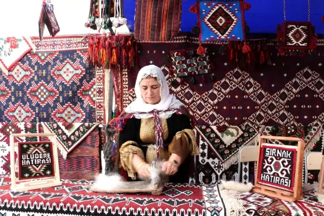 3 ayda yaptıkları kilimlerin tanesini 10 bin liradan satışa sunuyorlar 3 ayda yaptıkları kilimlerin tanesini 10 bin liradan satışa sunuyorlar