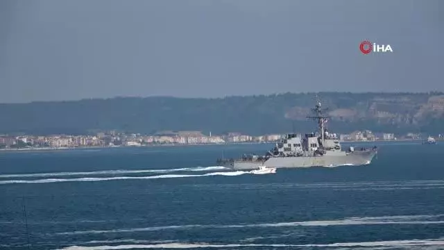 ABD savaş gemisi Çanakkale Boğazı'ndan geçti ABD savaş gemisi Çanakkale Boğazı'ndan geçti