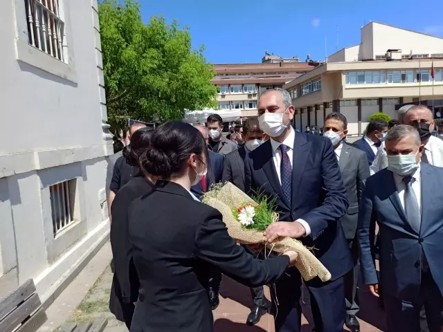 Son dakika haber... Adalet Bakanı Gül, Adalet Sarayını ziyaret etti Son dakika haber... Adalet Bakanı Gül, Adalet Sarayını ziyaret etti