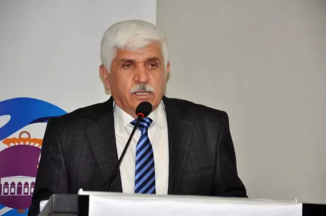 Afyonkarahisar Kent Konseyi Başkanı Şemseddin Yasan güven tazeledi Afyonkarahisar Kent Konseyi Başkanı Şemseddin Yasan güven tazeledi