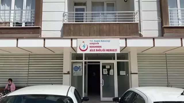Aile sağlığı merkezlerinde BioNTech aşısı yapılmaya başlandı Aile sağlığı merkezlerinde BioNTech aşısı yapılmaya başlandı