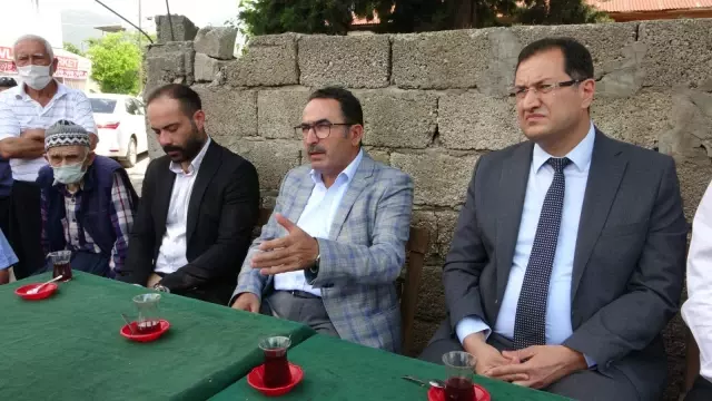 AK Parti Adana Milletvekili Abdullah Doğru, Kozan'da yağıştan olumsuz etkilenen bölgeleri inceledi AK Parti Adana Milletvekili Abdullah Doğru, Kozan'da yağıştan olumsuz etkilenen bölgeleri inceledi