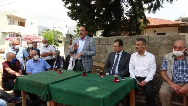 AK Parti Adana Milletvekili Abdullah Doğru, Kozan'da yağıştan olumsuz etkilenen bölgeleri inceledi AK Parti Adana Milletvekili Abdullah Doğru, Kozan'da yağıştan olumsuz etkilenen bölgeleri inceledi
