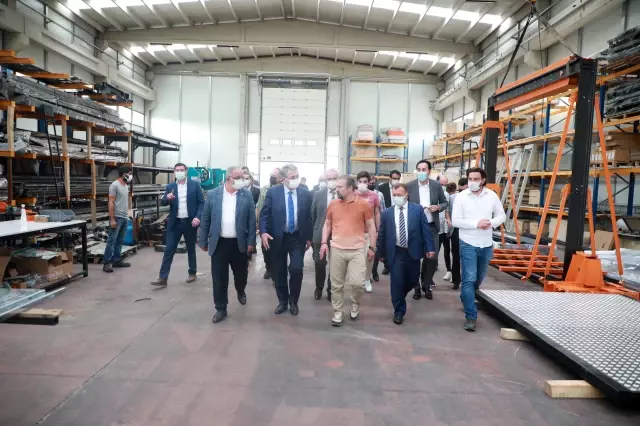 AK Parti Genel Başkan Yardımcısı Yazıcı, Rize Organize Sanayi Bölgesi'nde incelemelerde bulundu AK Parti Genel Başkan Yardımcısı Yazıcı, Rize Organize Sanayi Bölgesi'nde incelemelerde bulundu