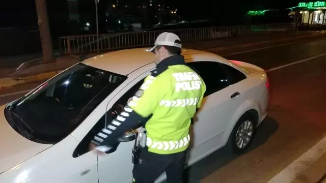 Aksaray'da pandemi denetimleri sürüyor Aksaray'da pandemi denetimleri sürüyor