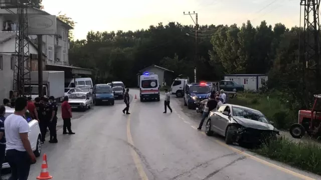 Alkollü sürücü hatalı sollama yaptı, iki otomobil çarpıştı: 4 yaralı Alkollü sürücü hatalı sollama yaptı, iki otomobil çarpıştı: 4 yaralı