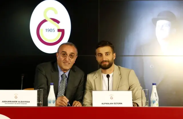 Mustafa Cengiz: 'Aytaç ve Alpaslan'ın Galatasaray için sonuna kadar mücadele edeceklerine inanıyorum' Mustafa Cengiz: 'Aytaç ve Alpaslan'ın Galatasaray için sonuna kadar mücadele edeceklerine inanıyorum'