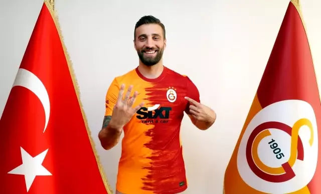 Mustafa Cengiz: 'Aytaç ve Alpaslan'ın Galatasaray için sonuna kadar mücadele edeceklerine inanıyorum' Mustafa Cengiz: 'Aytaç ve Alpaslan'ın Galatasaray için sonuna kadar mücadele edeceklerine inanıyorum'