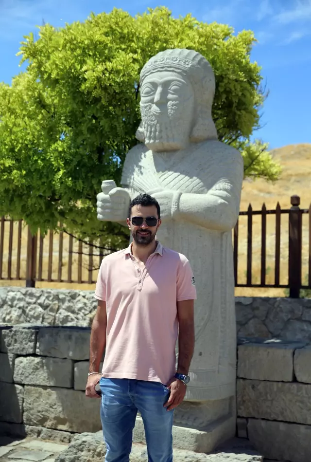 Anadolu Efes'in Hırvat oyuncusu Krunoslav Simon, kariyerini ve sezonu değerlendirdi Açıklaması Anadolu Efes'in Hırvat oyuncusu Krunoslav Simon, kariyerini ve sezonu değerlendirdi Açıklaması