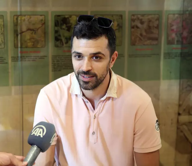 Anadolu Efes'in Hırvat oyuncusu Krunoslav Simon, kariyerini ve sezonu değerlendirdi Açıklaması Anadolu Efes'in Hırvat oyuncusu Krunoslav Simon, kariyerini ve sezonu değerlendirdi Açıklaması
