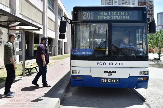 Ankara'da toplu ulaşım sürücülerine işaret dili eğitimi devam ediyor Ankara'da toplu ulaşım sürücülerine işaret dili eğitimi devam ediyor