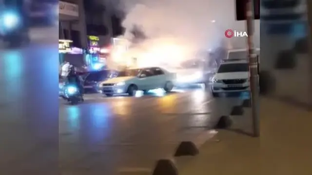 Arnavutköy'de asker eğlencesinde polisi görünce kaçtılar Arnavutköy'de asker eğlencesinde polisi görünce kaçtılar