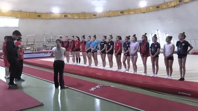 Artistik cimnastikte genç kadınlar ve büyükler milli takım kampları başladı Artistik cimnastikte genç kadınlar ve büyükler milli takım kampları başladı