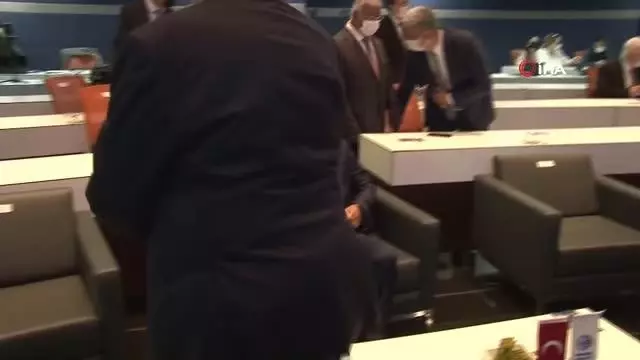 ASO Başkanı Özdebir: 'Sanayi sektörü yaşanan bütün zorluklara karşın ekonomimizin yüz akı olmuştur' ASO Başkanı Özdebir: 'Sanayi sektörü yaşanan bütün zorluklara karşın ekonomimizin yüz akı olmuştur'