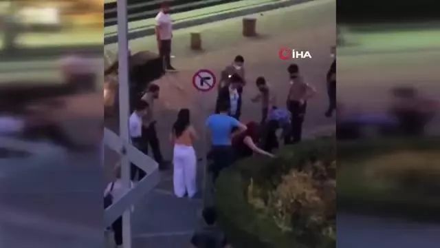 Avcılar'da annesine saldırdığı iddia edilen şahıs, gözaltına alındı Avcılar'da annesine saldırdığı iddia edilen şahıs, gözaltına alındı