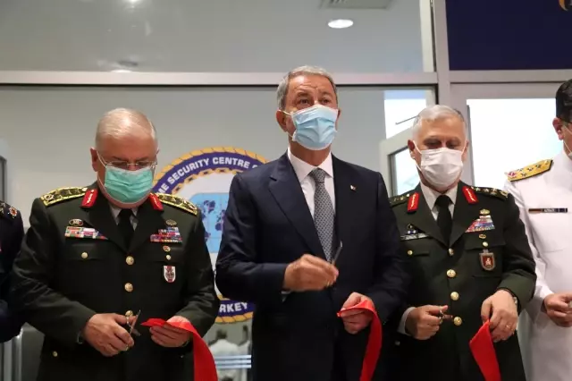 Bakan Akar: 'NATO müttefiklerimiz terörle mücadelede maalesef PKK/YPG terör örgütüne karşı aynı kararlı duruşu göstermemiştir' Bakan Akar: 'NATO müttefiklerimiz terörle mücadelede maalesef PKK/YPG terör örgütüne karşı aynı kararlı duruşu göstermemiştir'