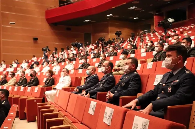 Bakan Akar: 'NATO müttefiklerimiz terörle mücadelede maalesef PKK/YPG terör örgütüne karşı aynı kararlı duruşu göstermemiştir' Bakan Akar: 'NATO müttefiklerimiz terörle mücadelede maalesef PKK/YPG terör örgütüne karşı aynı kararlı duruşu göstermemiştir'